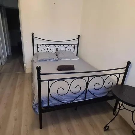 Appartement En Plein Centre Avec 3 *